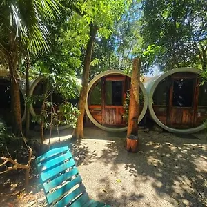 Tubo Tulum Pueblo