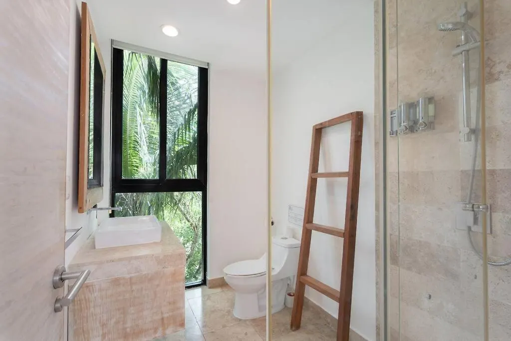 Encanto Tulum 0*,